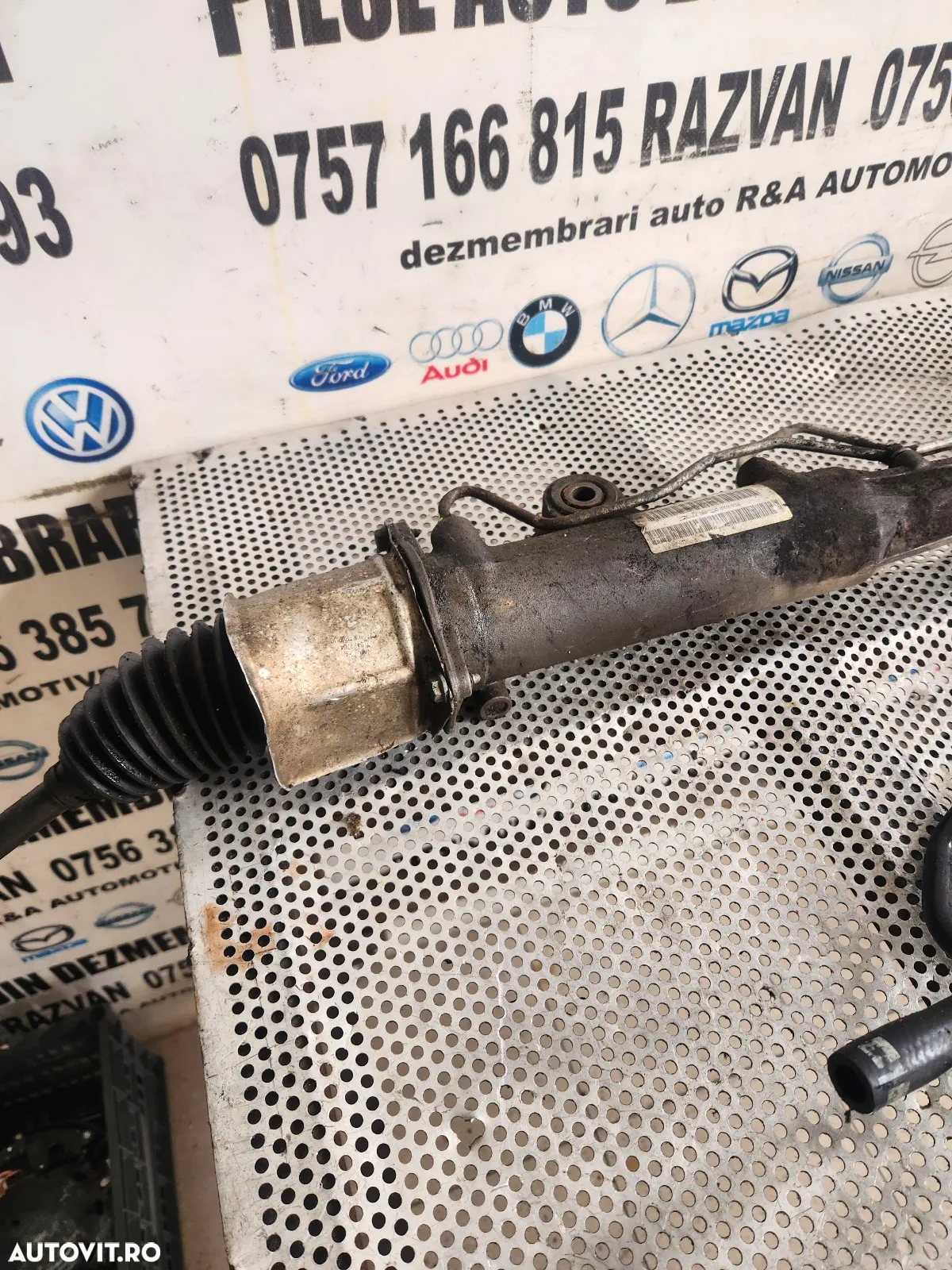 Caseta Directie Vw Touareg 7L An 2004-2005-2006-2007-2008-2009-2010 Volan Stanga - Dezmembrari Arad - 6
