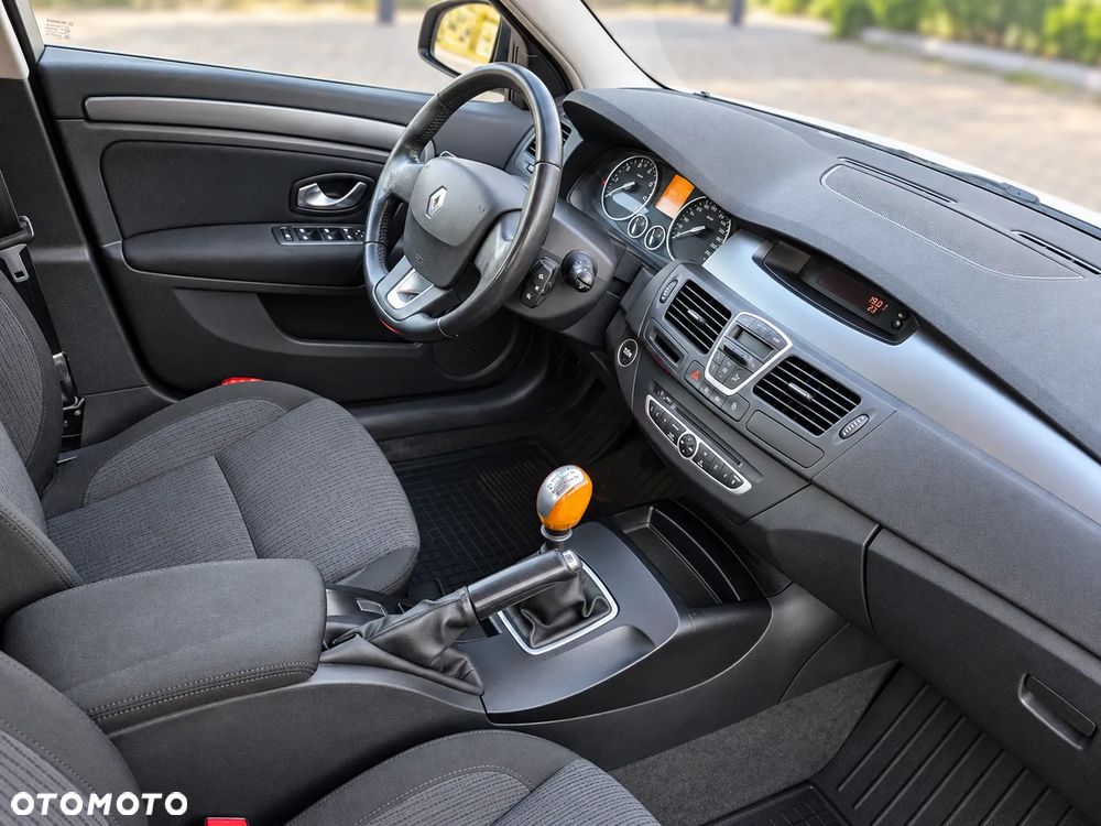 Renault Laguna 2.0 Expression - 28