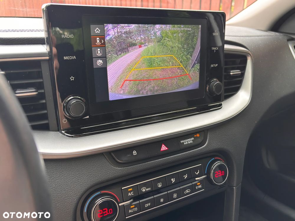 Kia Ceed 1.5 T-GDI M - 13