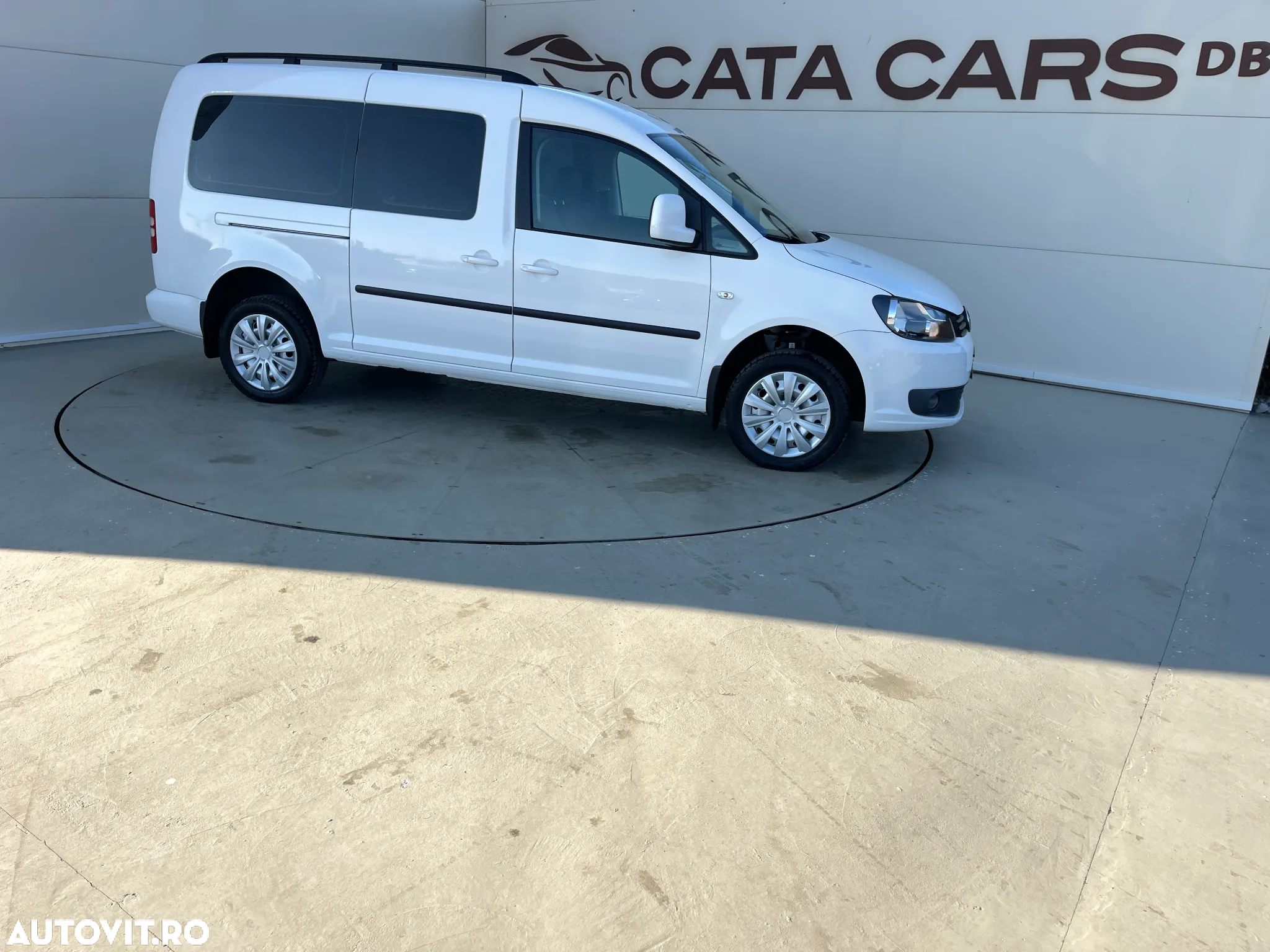 Volkswagen Caddy Maxi 2.0 TDI 4Motion Trendline - 18
