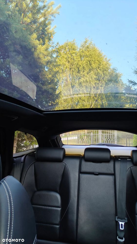 Jaguar XF 2.0 i4D AWD R-Sport - 11