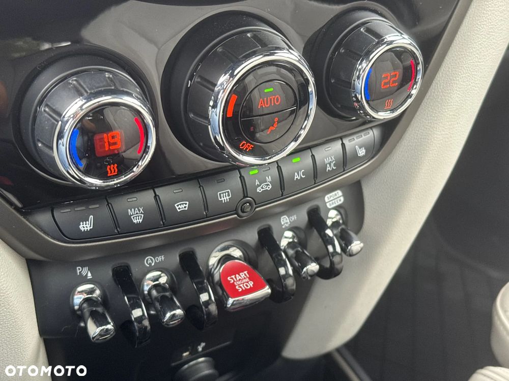 MINI John Cooper Works - 26