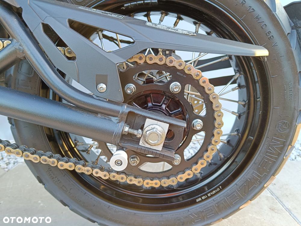 Benelli TRK 502X - 13