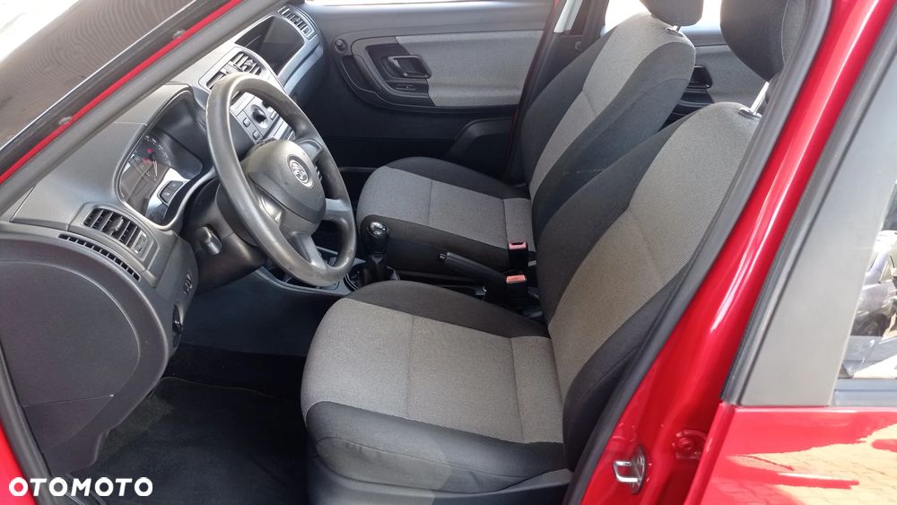 Skoda Roomster 1.2 Ambition PLUS EDITION - 30
