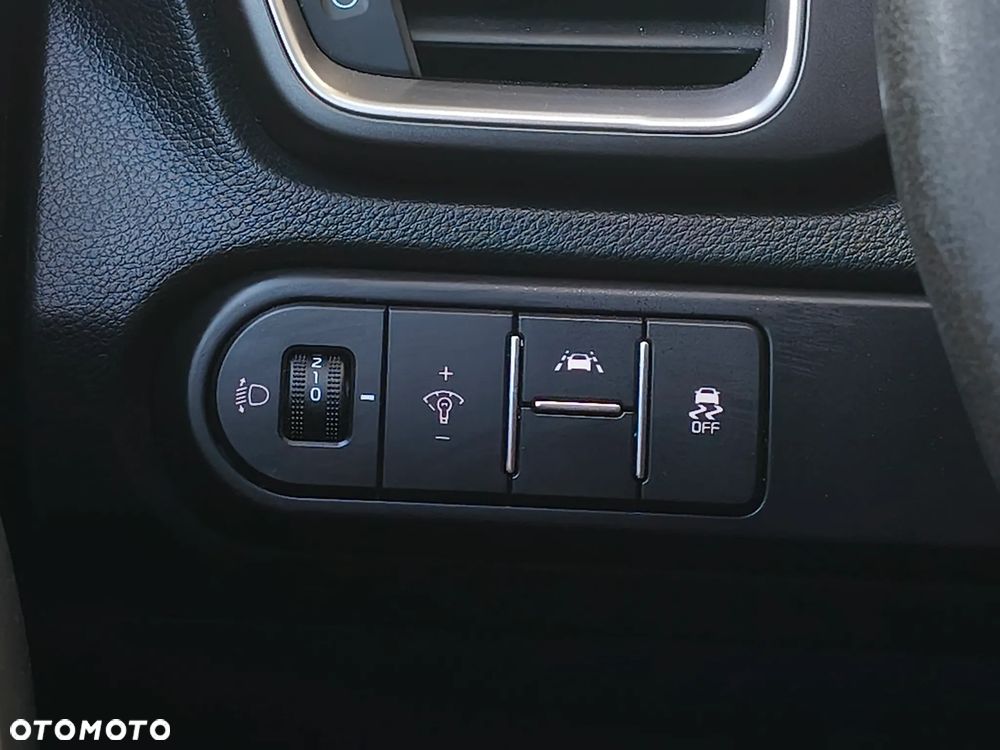 Kia Ceed 1.4 M - 17