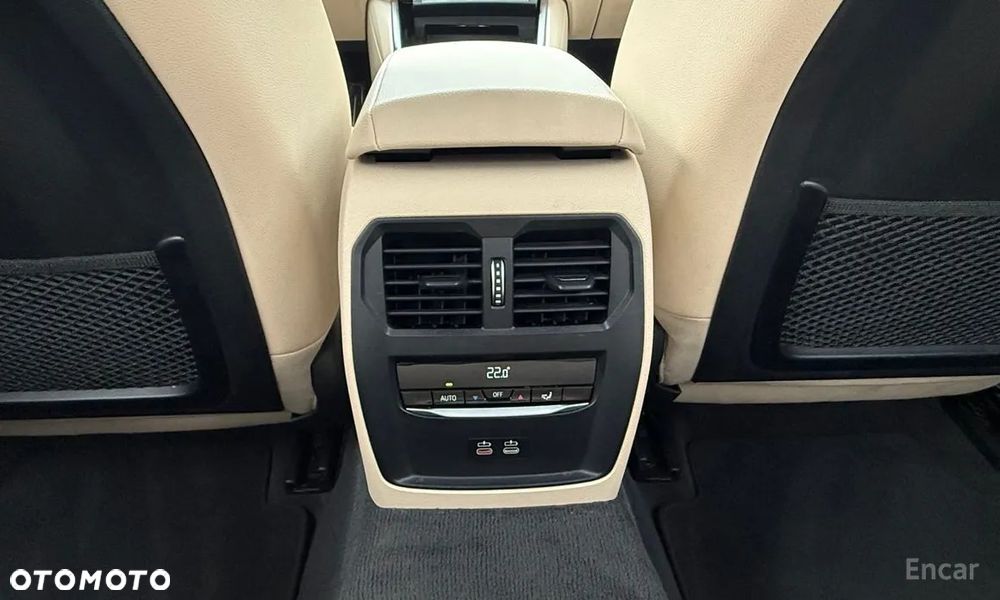 BMW Seria 3 320i M Sport Edition sport - 18