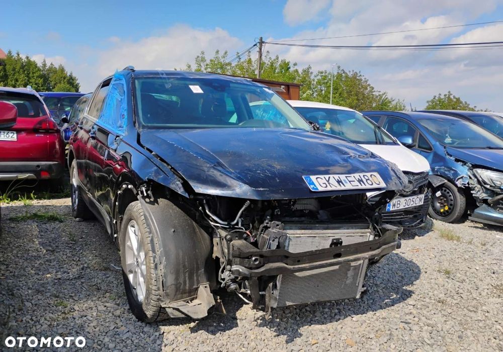 Volkswagen Tiguan - 2