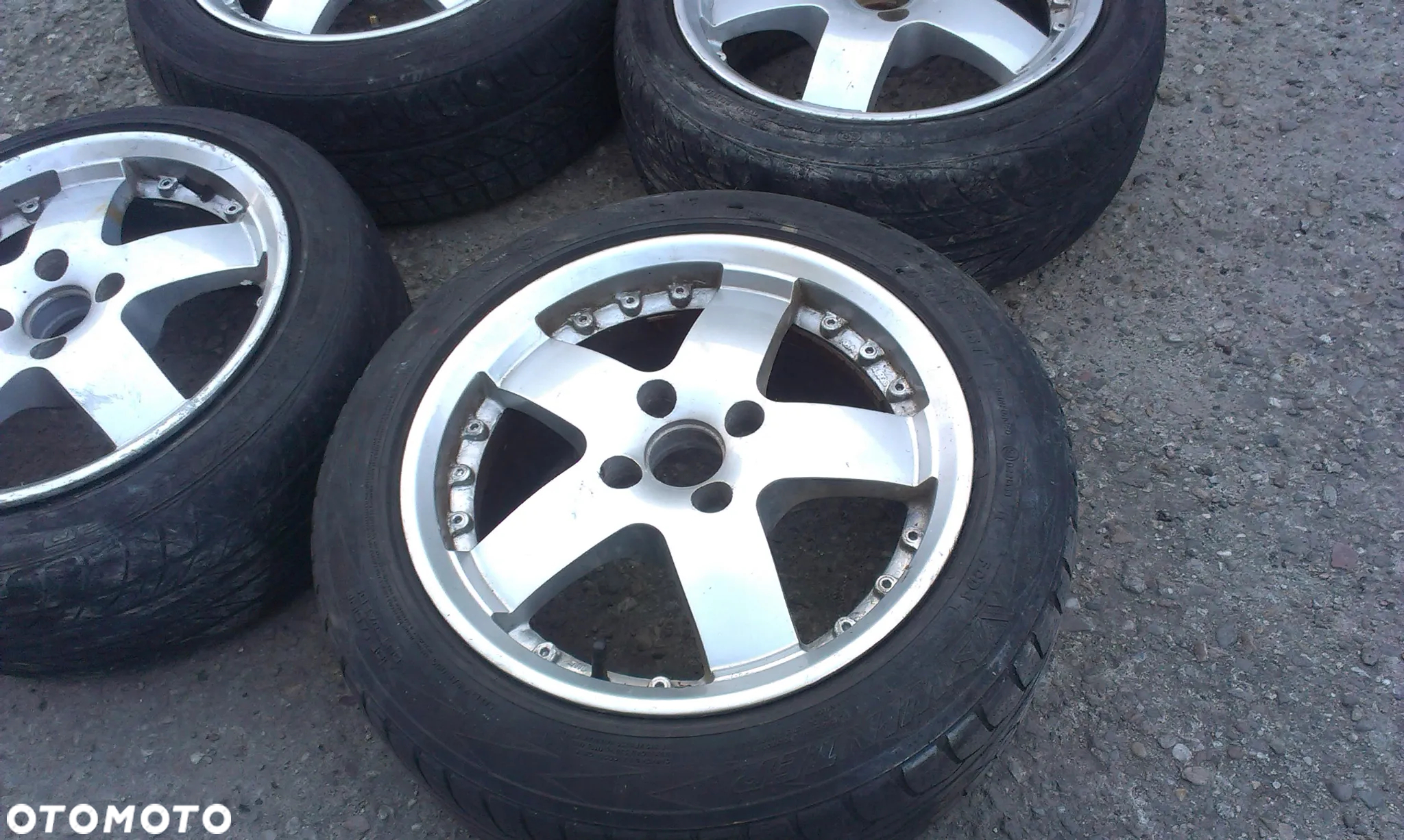 15” - ALU felgi - 4x100 r15 cali - Aluminiowe : Toyota Aygo Yaris Corolla Kia Suzuki Swift Hyundai i20 , i10 , VW polo golf , Seat , Opel , Renault Clio Nissan Note Dacia Sundero Dokker - stan: BDB + GWARANCJA !! + możliwy  MONTAŻ !! - 3