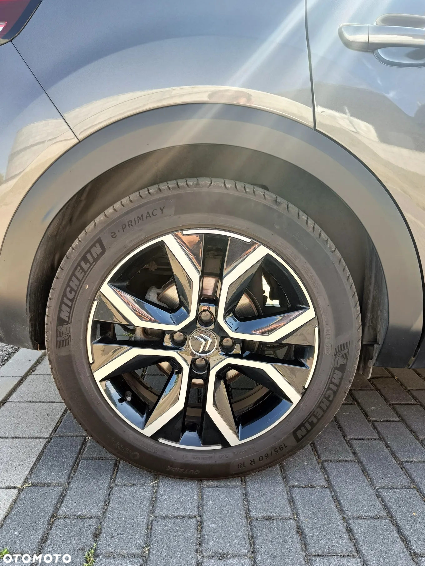 Citroën C4 e-C4 EV136 50kWh Shine - 32