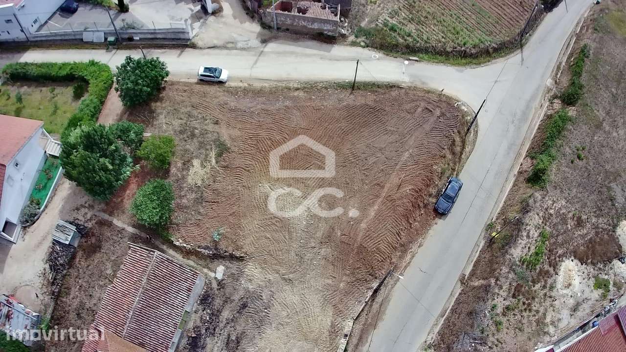 Terreno Urbano de 687 m² - Grande imagem: 5/7