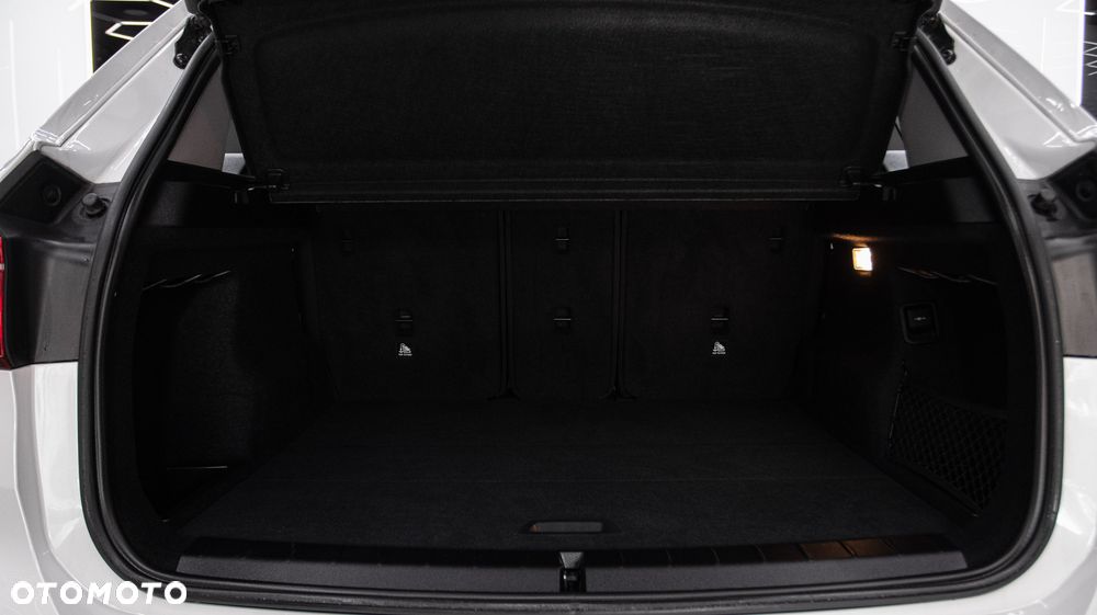 BMW X1 sDrive18i - 27