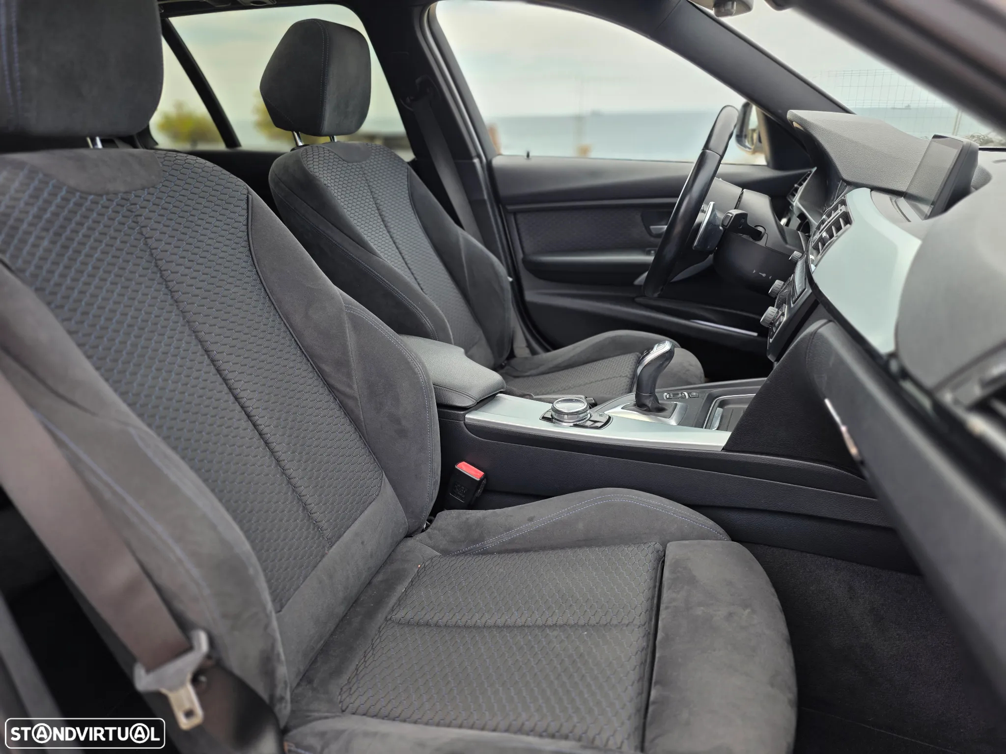 BMW 320 d Touring Auto Pack M - 26