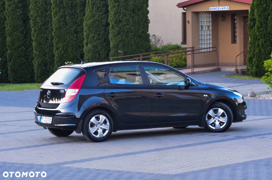 Hyundai i30 1.4 blue Comfort - 23