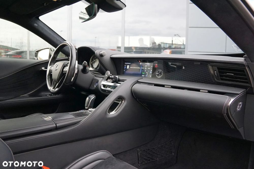 Lexus LC 500h Superturismo - 32