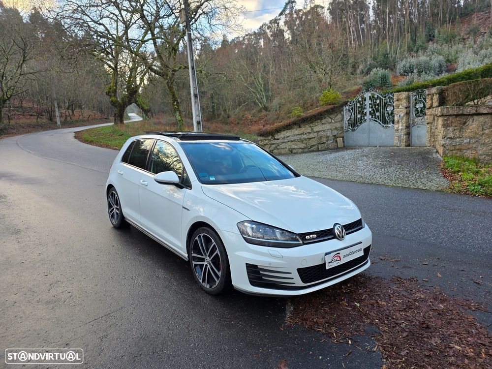 VW Golf GTD (BlueMotion ) DSG - 2