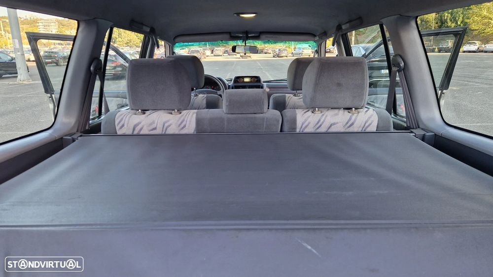 Toyota Land Cruiser 3.0 D-4D - 29