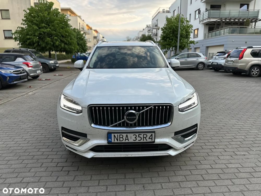 Volvo XC 90 T8 AWD Recharge Geartronic Inscription Edition - 4