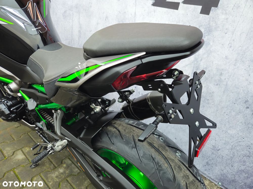 Kawasaki Z - 11