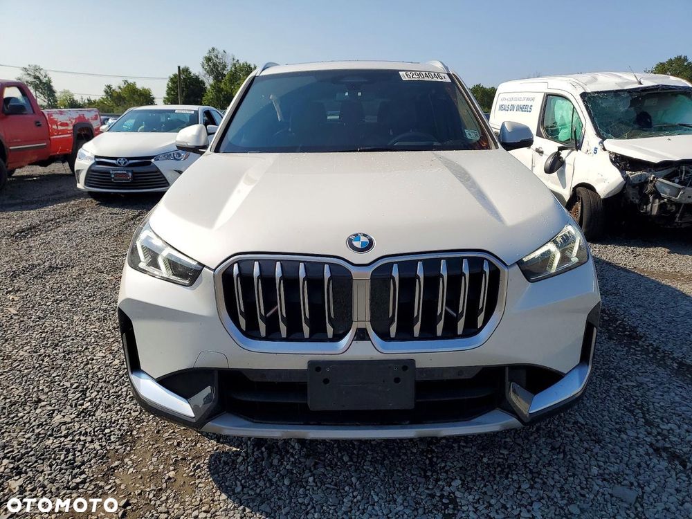 BMW X1 - 6