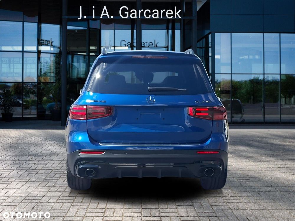 Mercedes-Benz GLB - 5