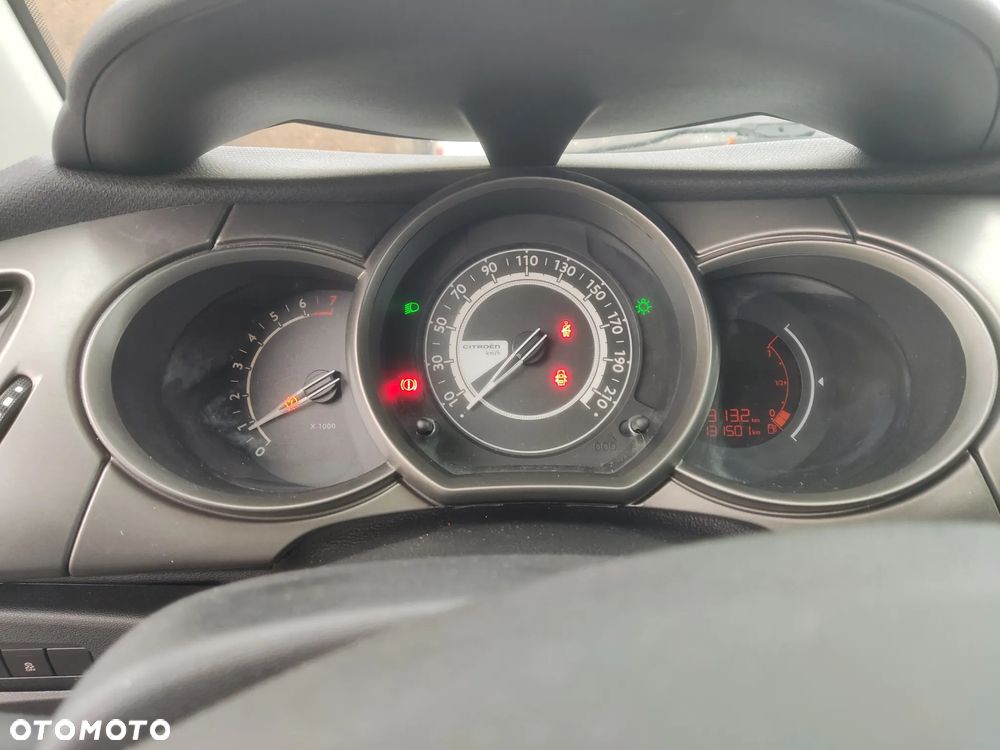 Citroën C3 Pure Tech (VTi) 82 Exclusive - 18