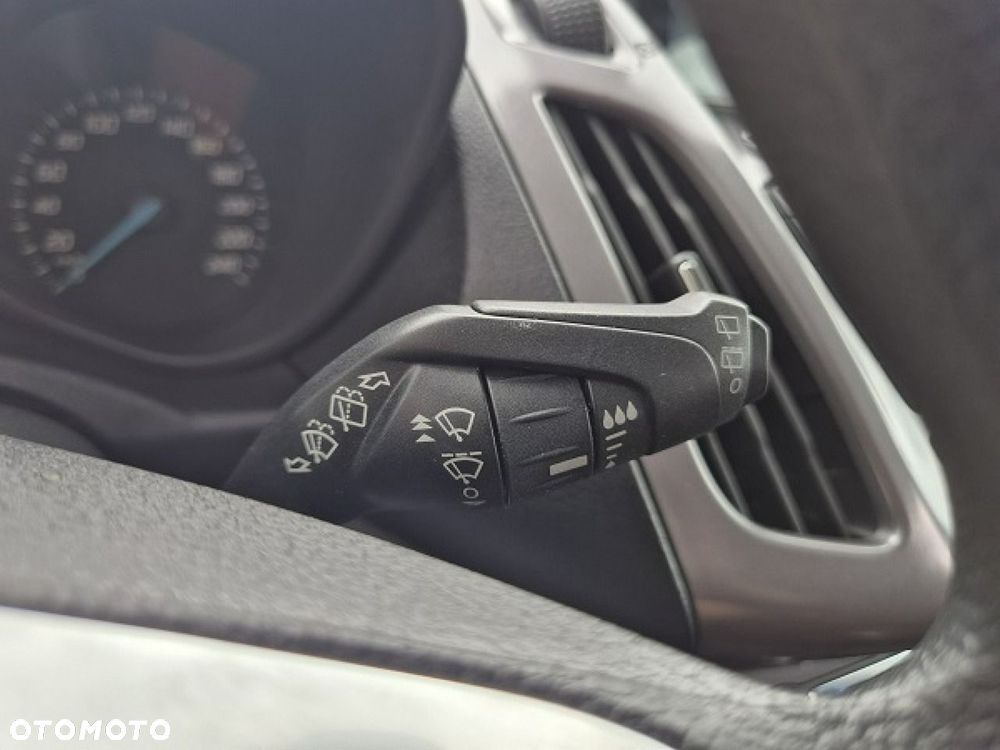 Ford Tourneo Connect Grand - 32