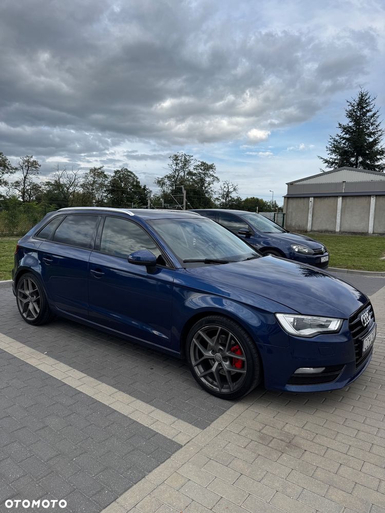 Audi A3 Sportback 2015 photo 2