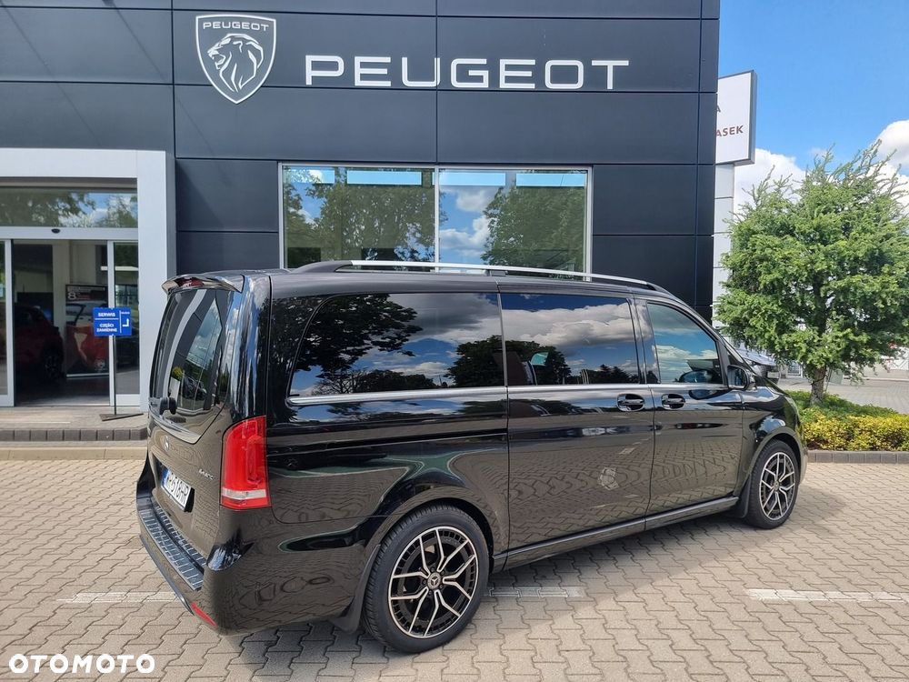 Mercedes-Benz Klasa V 300 d 4-Matic Exclusive 9G-Tronic (d³ugi) - 11