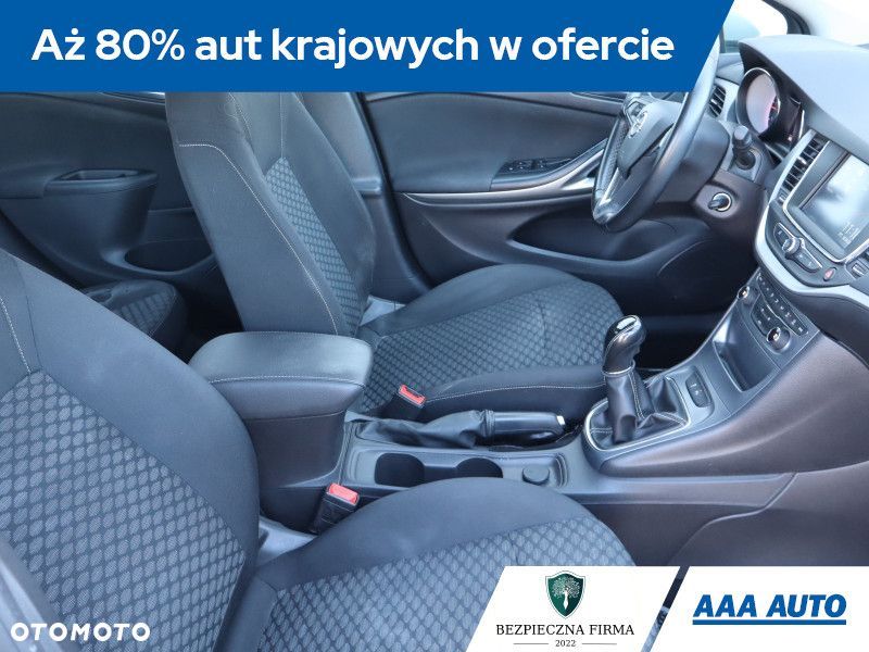 Opel Astra - 11
