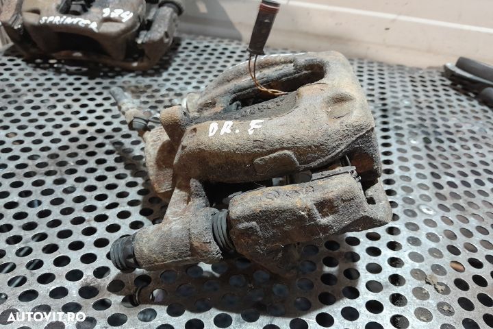 ETRIER DREAPTA SPATE  02A011A Mercedes-Benz Sprinter - 2