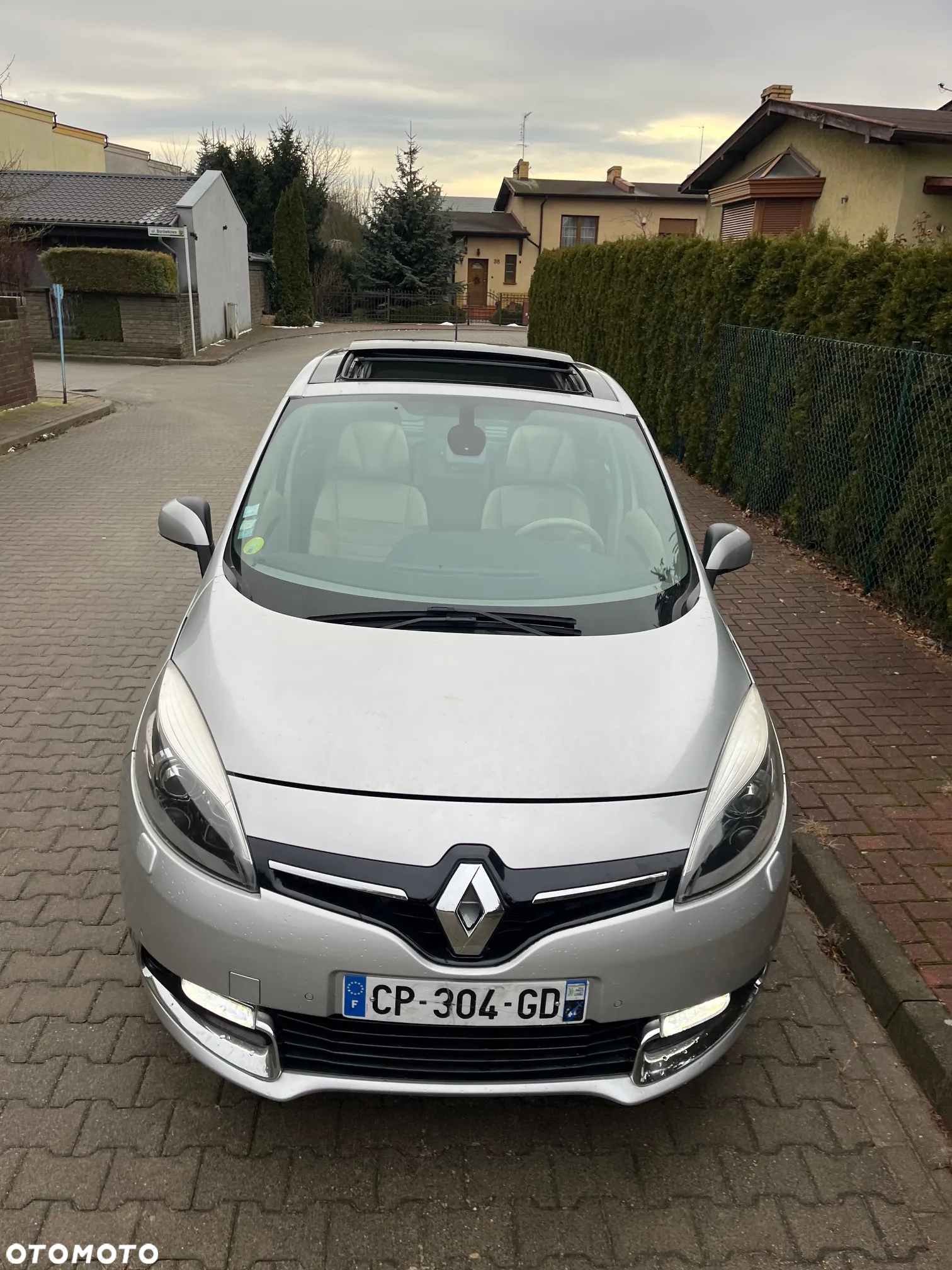 Renault Scenic dCi 150 FAP Luxe - 20