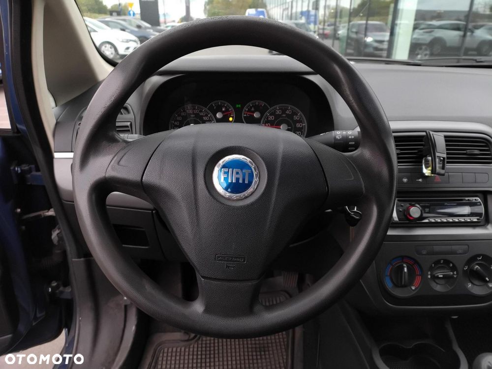 Fiat Punto - 10