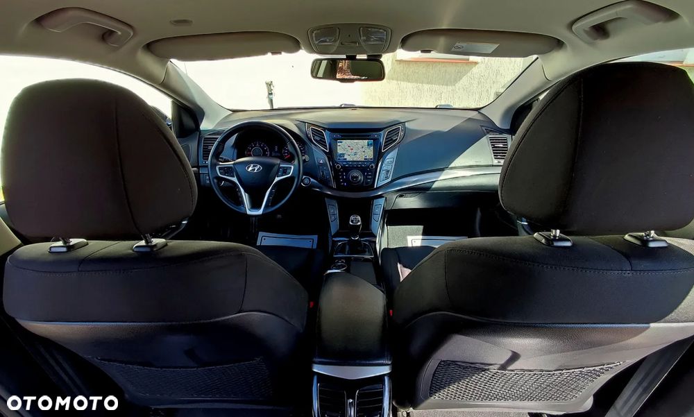 Hyundai i40 i40cw 1.6 Fifa World Cup Edition - 6