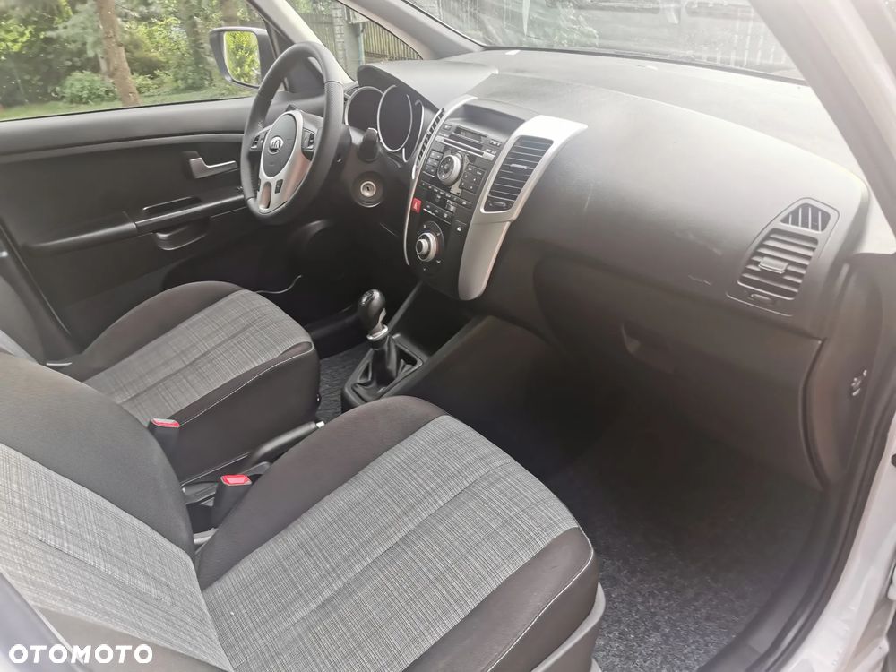 Kia Venga 1.4 CVVT Attract - 15