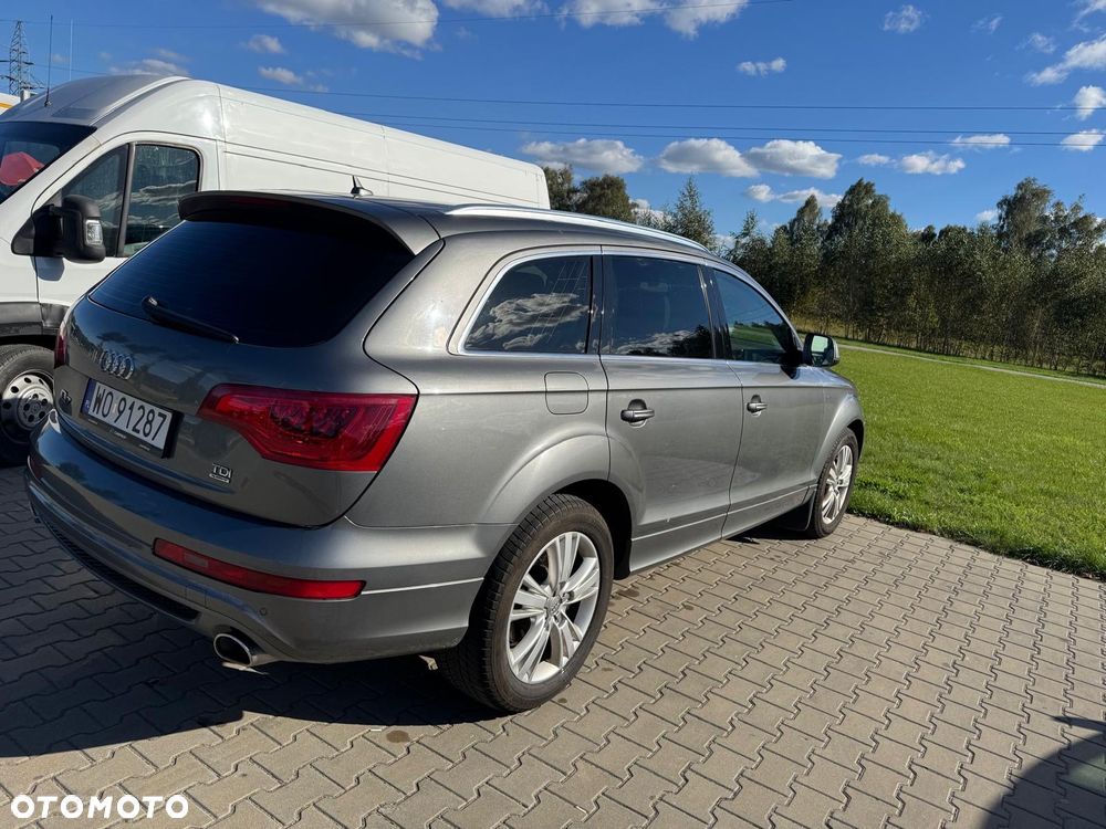 Audi Q7 3.0 TDI DPF clean diesel Quattro Tiptronic - 9
