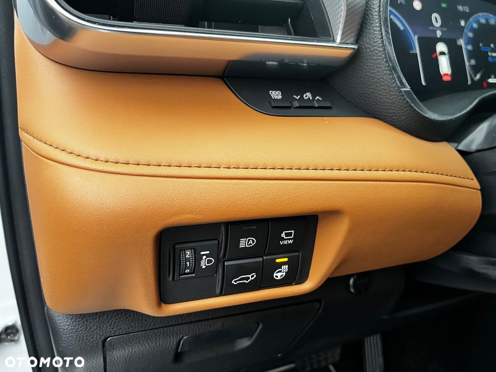 Toyota Highlander 2.5 Hybrid Executive - 23