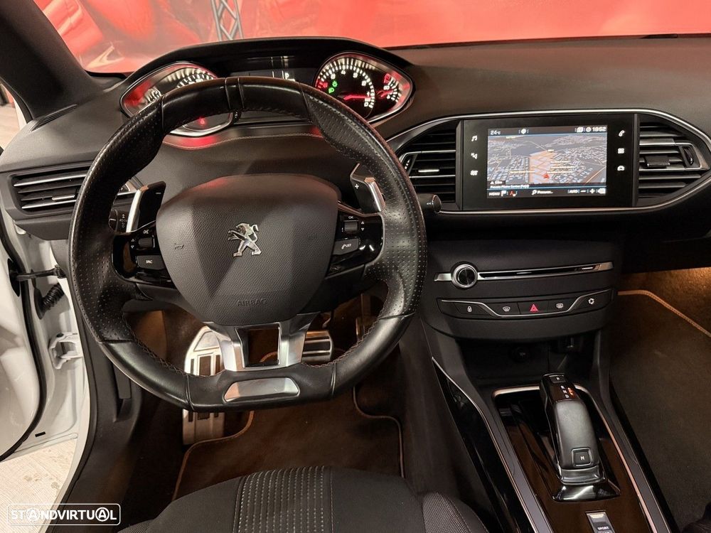 Peugeot 308 1.2 PureTech GT Line EAT8 - 10