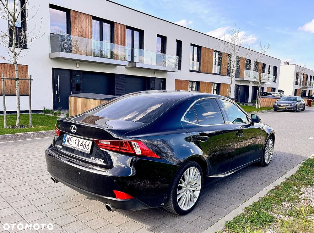 Lexus IS 200t Elite - 7