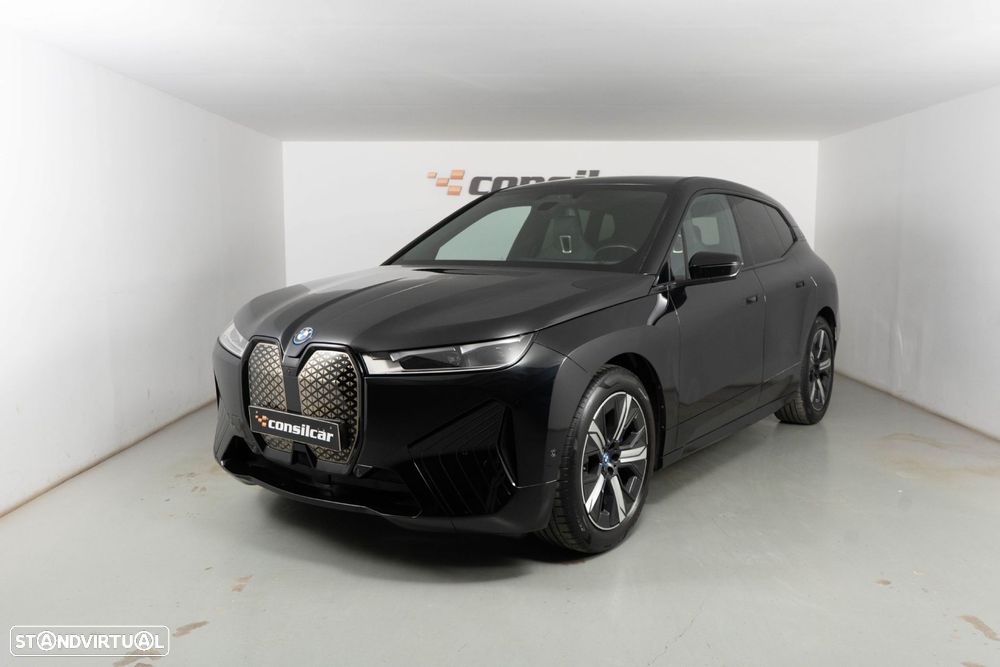 BMW iX xDrive 40 Pack Desportivo - 1
