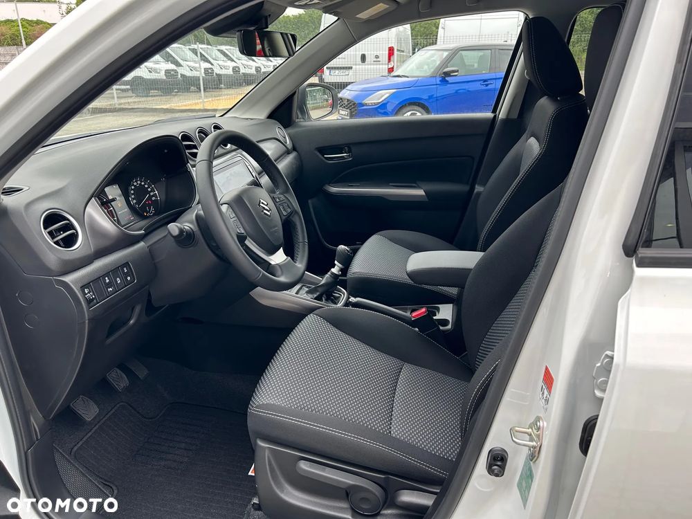 Suzuki Vitara 1.4 Boosterjet mHEV Premium Plus 2WD - 11