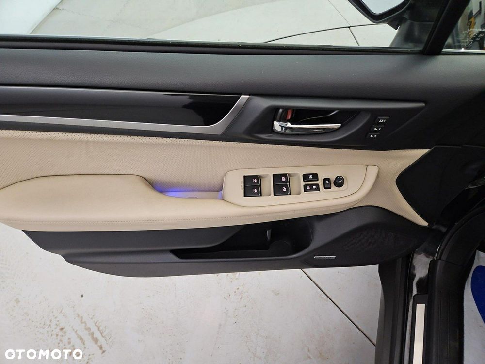Subaru Outback 2.5i Active - 10