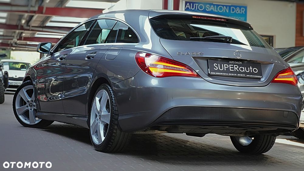 Mercedes-Benz CLA 220 4-Matic - 6