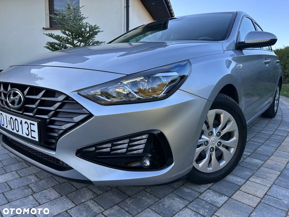 Hyundai i30 1.5 DPI Modern - 1