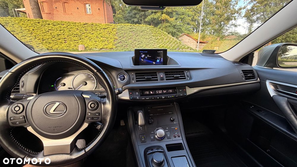 Lexus CT - 6