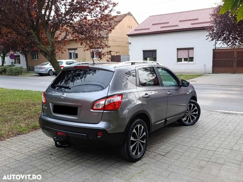 Nissan Qashqai - 4