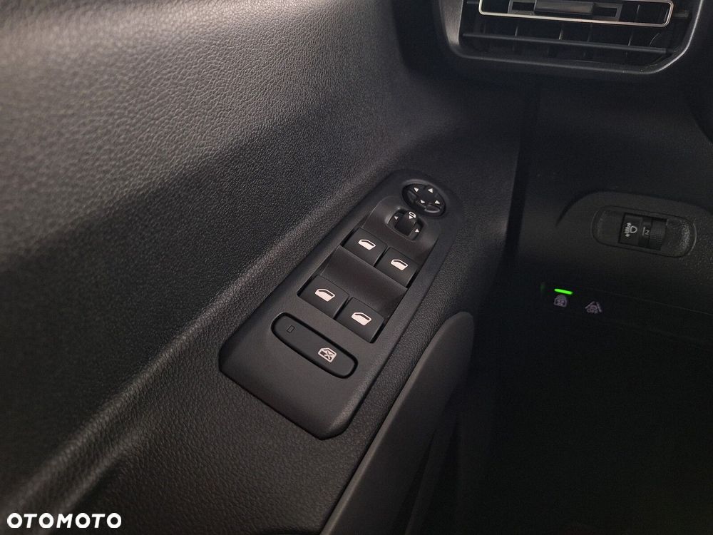 Toyota Proace City Verso 1.2 D-4T Business - 41