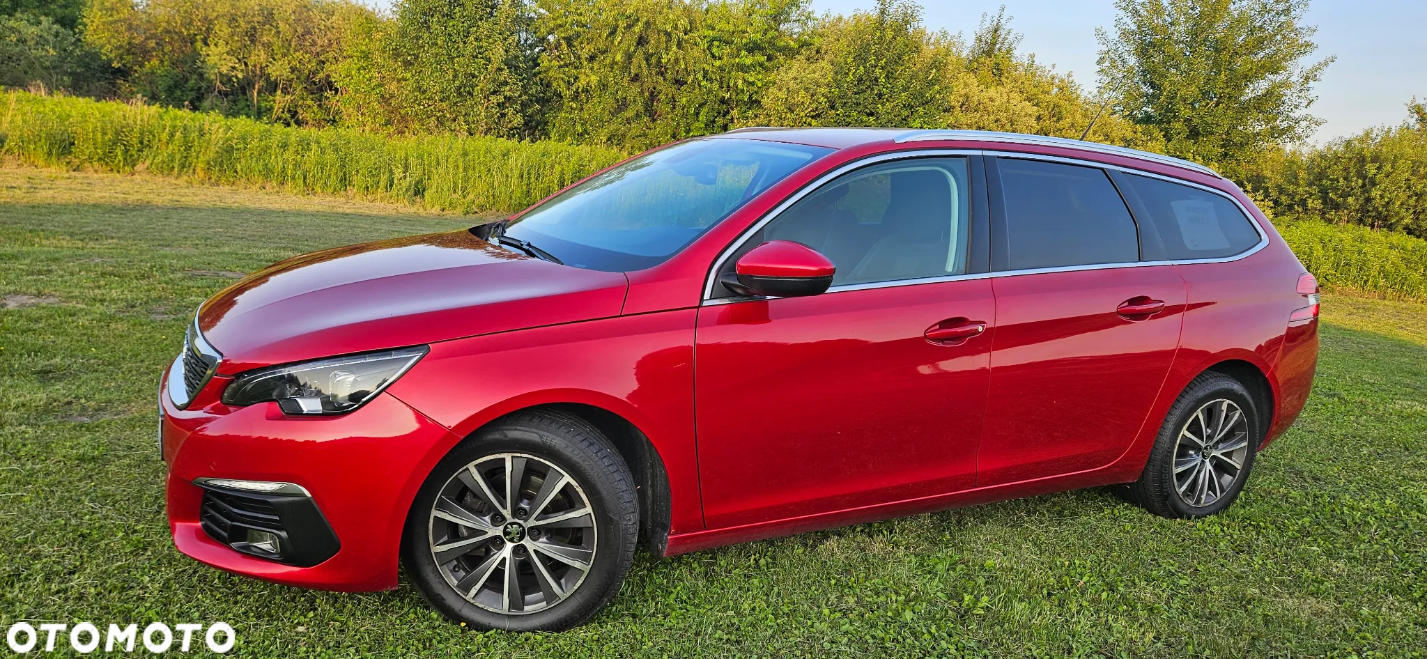 Peugeot 308 1.2 PureTech Allure S&S - 8