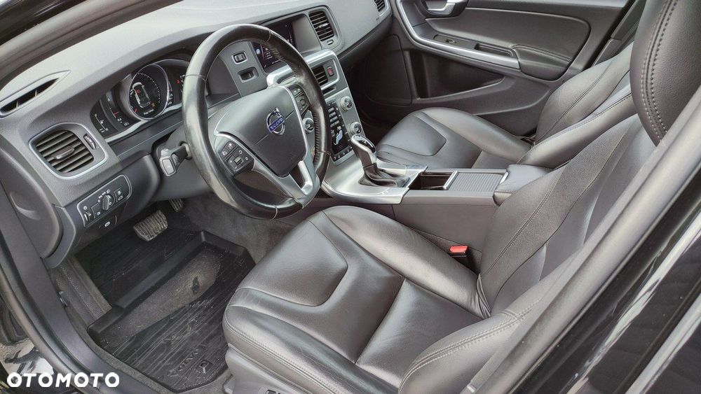 Volvo V60 - 31