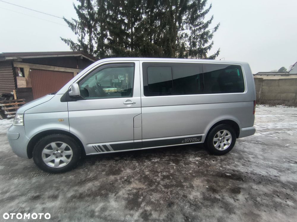 Volkswagen Multivan - 5