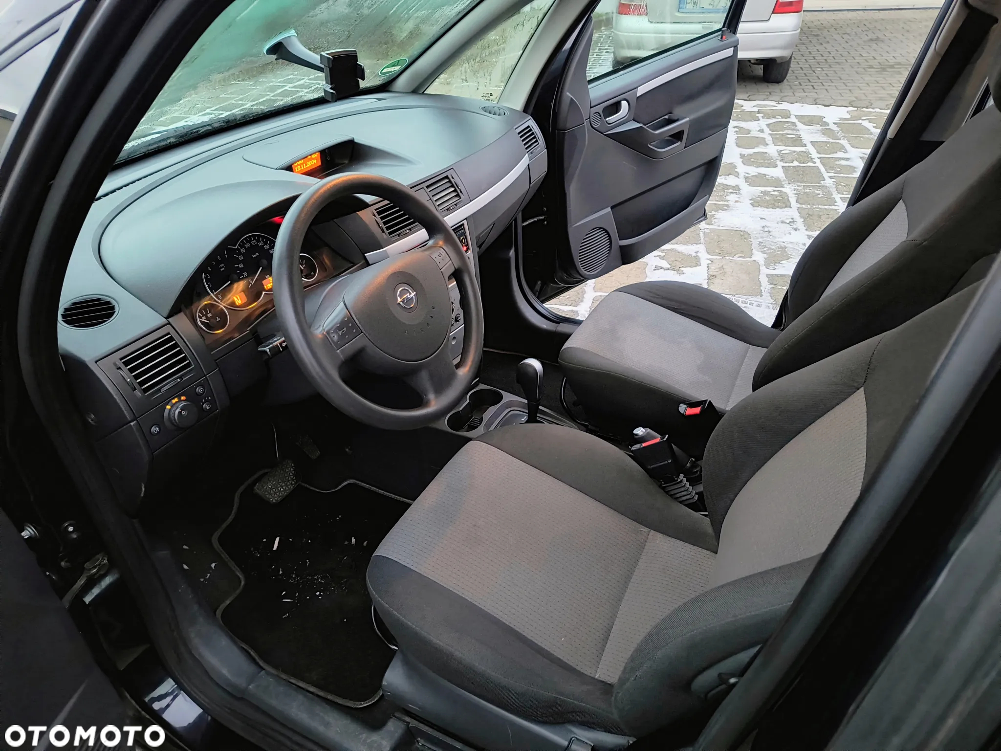 Opel Meriva 1.6 16V Essentia Easytronic - 5